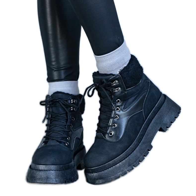 Crne tenisice s debelim potplatom i Best krznom crno