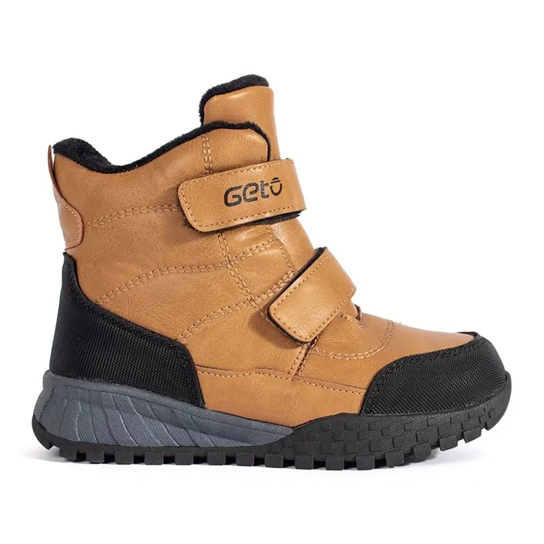 Izolirane dječačke gležnjače s čičkom smeđa