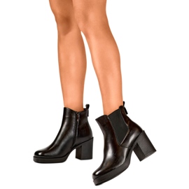 Ženske čizme podstavljene krznom 24-12453B crne crna