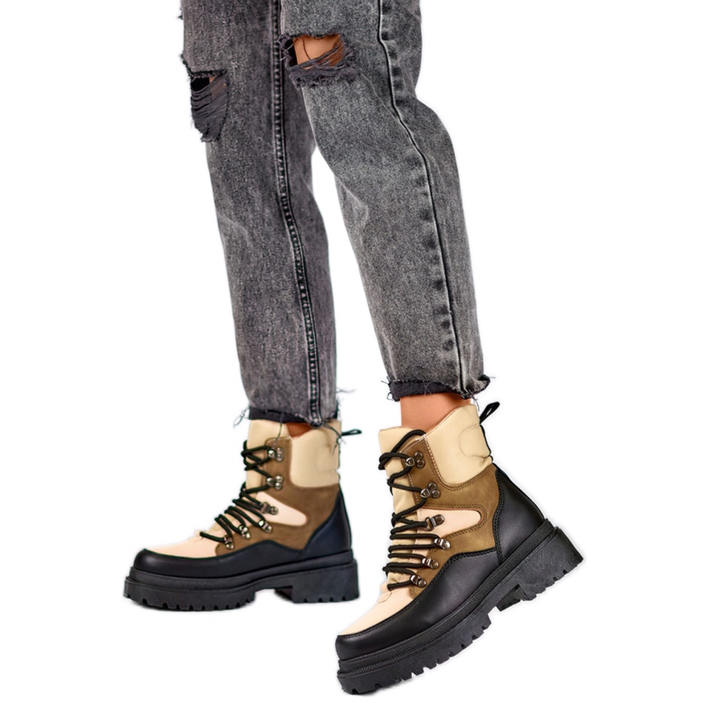 Traperi Model A-852KH bež/crna