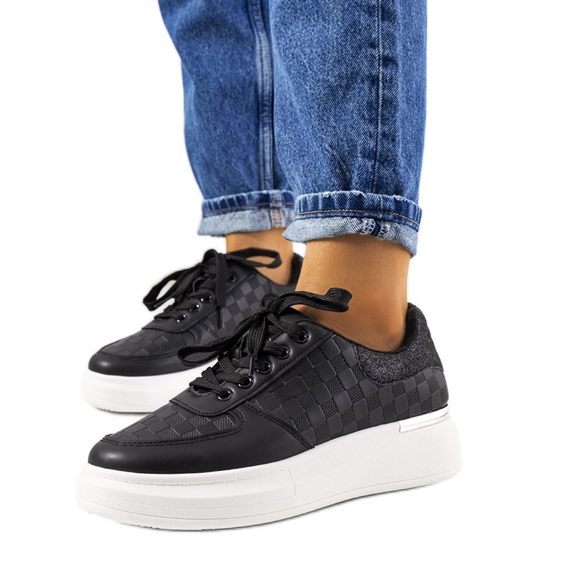 Crne ženske tenisice s platformom crno