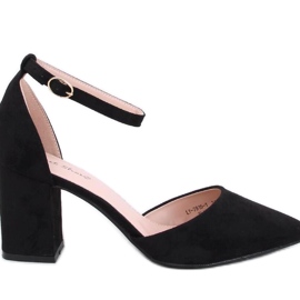 Crne cipele na visoku petu s kopčanjem oko gležnja crna