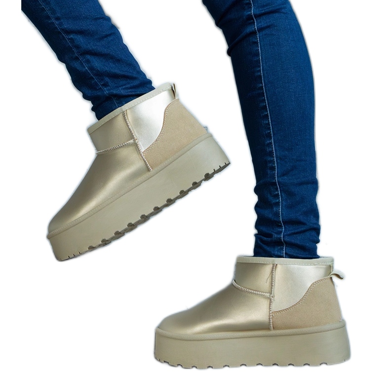 Zlatne niske čizme za snijeg na platformu zlatna