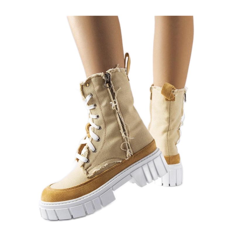 Bež izolirane čizme od Crispiero - Solea