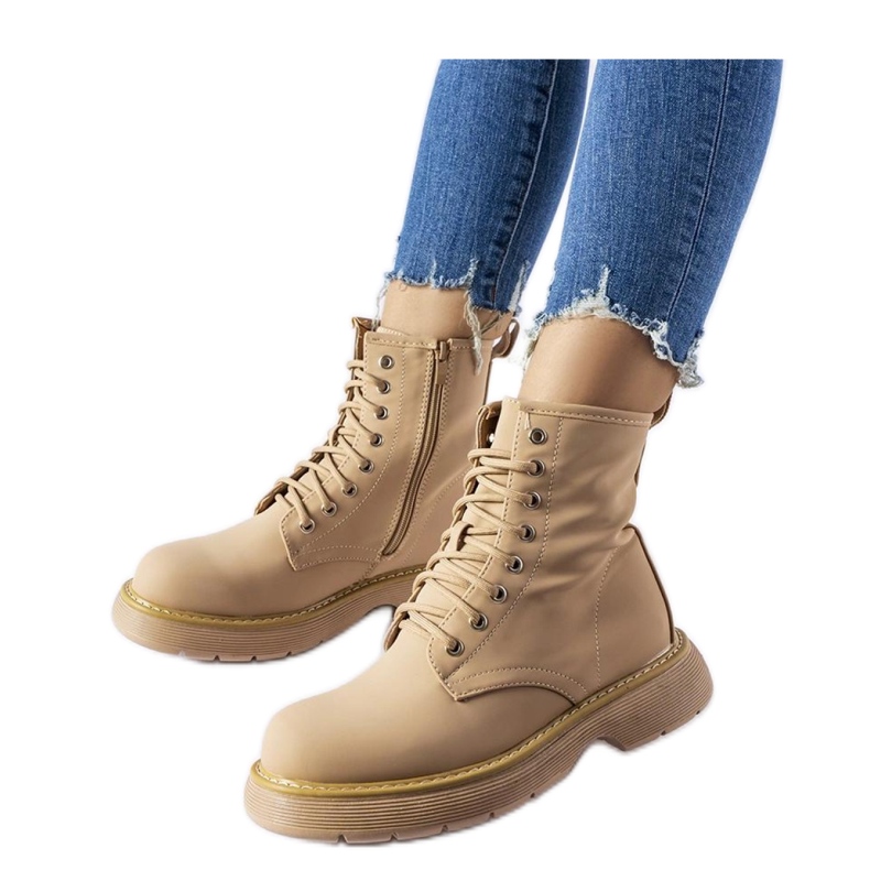 Tamno bež klasične čizme iz Benvenuto - Solea