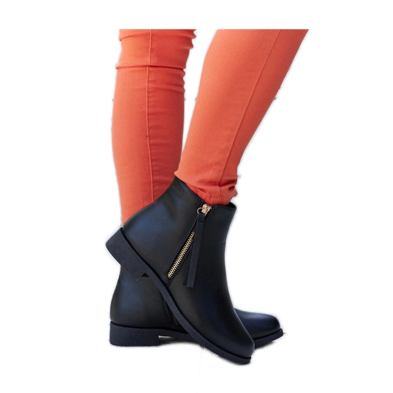 Crne izolirane ravne čizme Paien - Solea crno