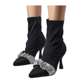 Crne gležnjače ukrašene cirkonima crna