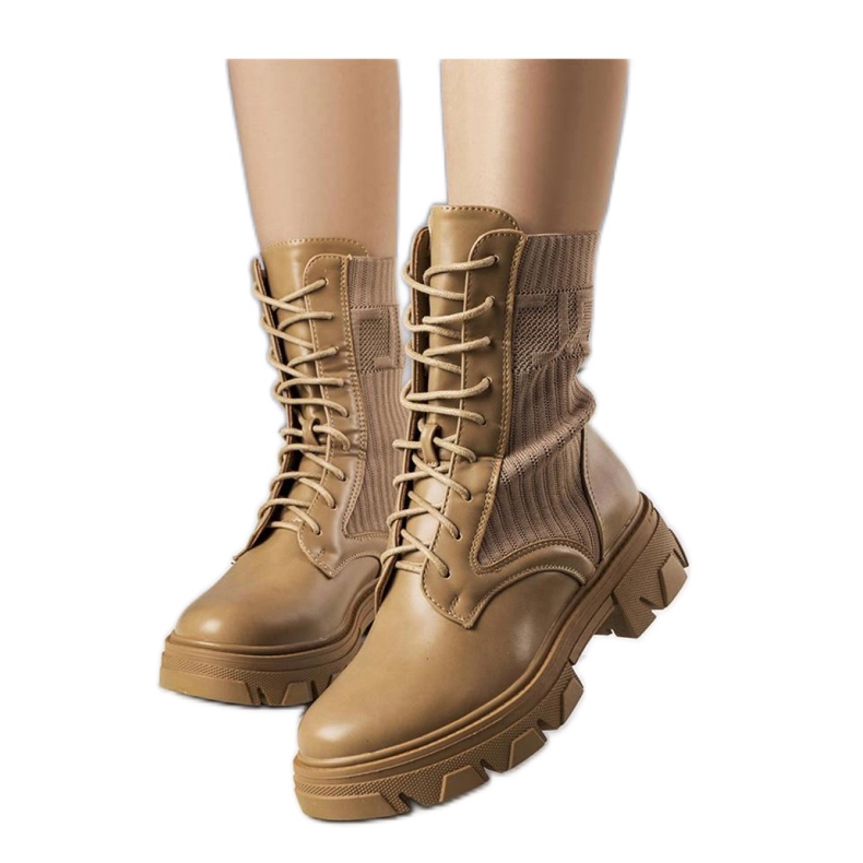 Bež tenisice s fleksibilnim gornjištem