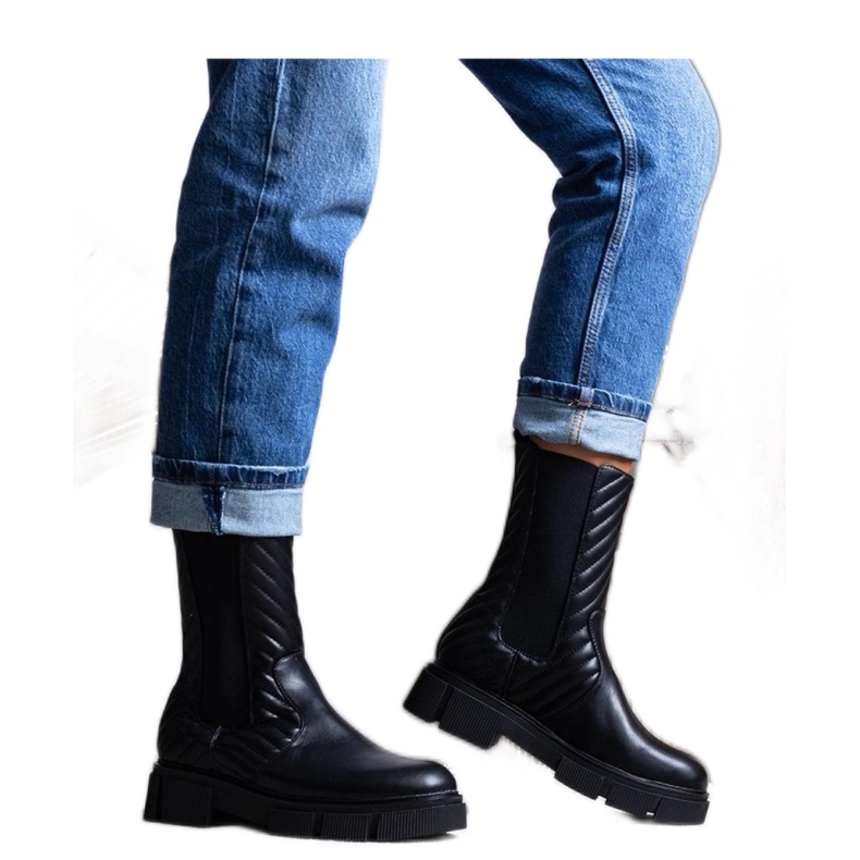 Crne gležnjače s remenom Kevin - Solea crno