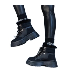 Masivne čizme na platformu s krznom crna