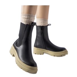 Crne gležnjače s maslinastim potplatom crna