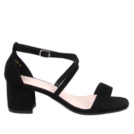 Crne sandale na nisku petu crna