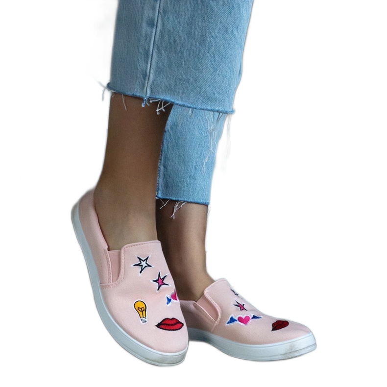 Ružičaste tenisice od tkanine s zakrpama ružičasta