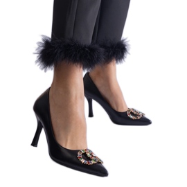 Crne štikle ukrašene šarenim cirkonima crna