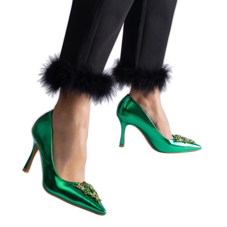 Zelene lakirane štikle ukrašene cirkonima zelena