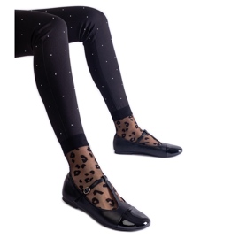 Crne balerinke s lakom vrhom i kopčanjem na kopču crna