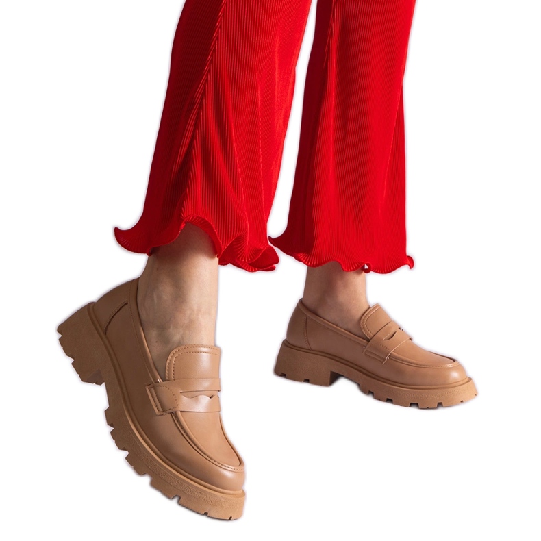 Tamno bež ženske mokasine od eko kože