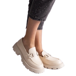 Bež mokasine od eko kože sa zlatnim ukrasima