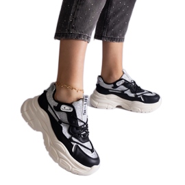 Crne tenisice sa svjetlucavim umetcima crna