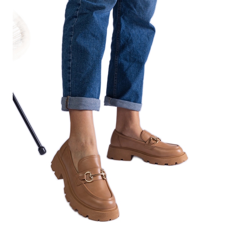 Smeđe nativnici s eko kožom sa zlatnim ukrasom bež