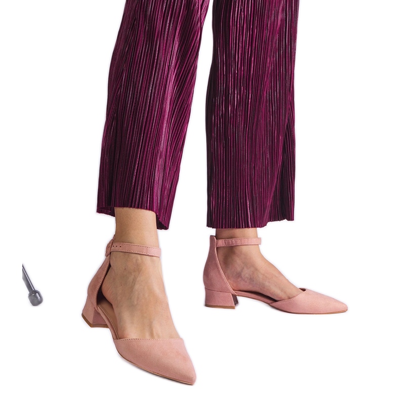 Svijetlo ružičaste sandale na niskom postolju ružičasta