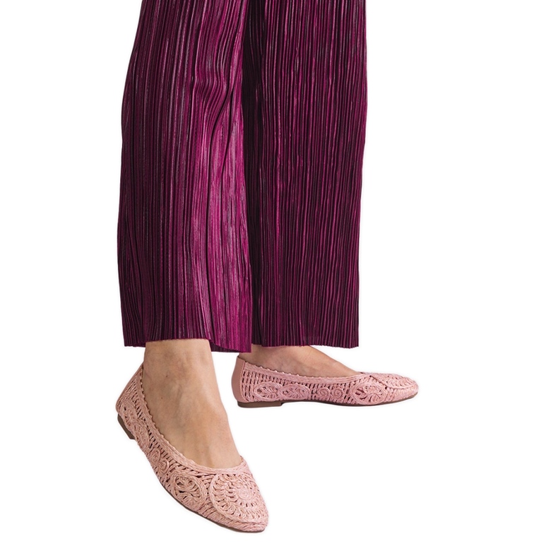 Ružičaste balerinke s pletenicama ružičasta