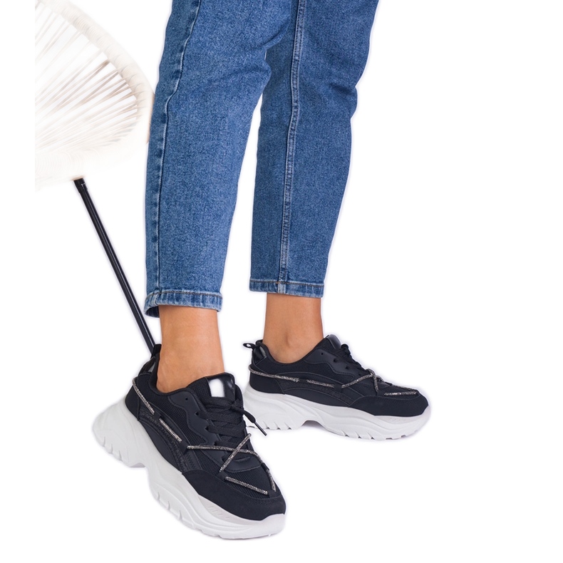 Crne ženske tenisice ukrašene cirkonom crno