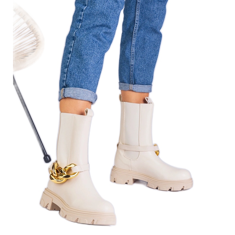 BEIGE čizme za gležnjeve ukrašene masivnim lancem bež