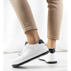 D/GMR Bijele tenisice s lancem marke Maring bijela