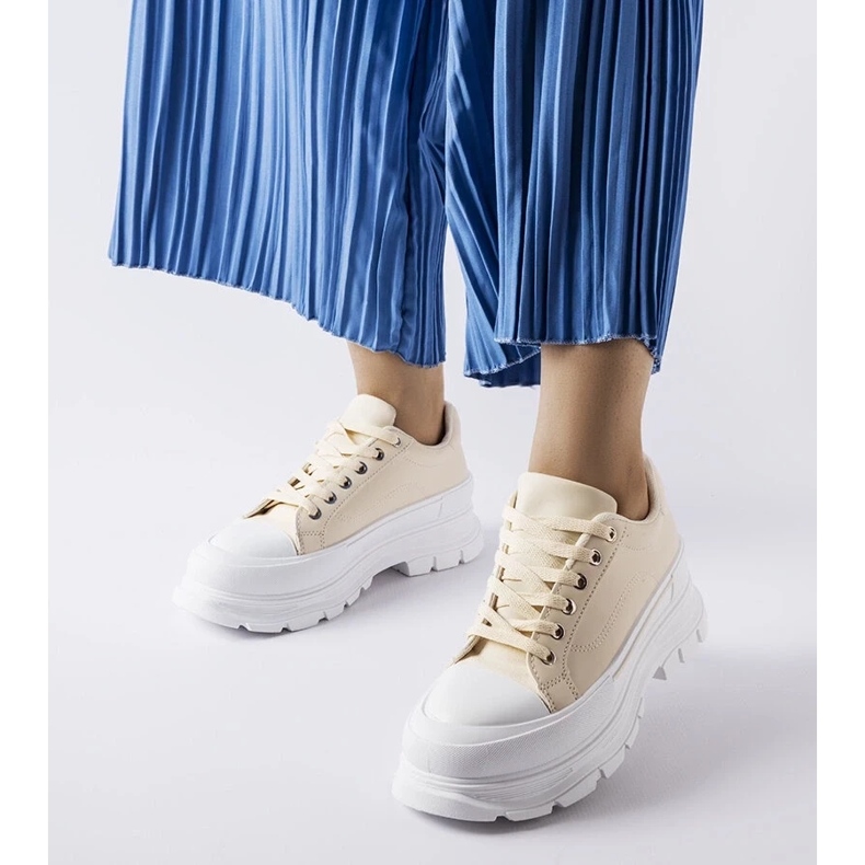 D/GMR Bež tenisice s visokom platformom marke Kari