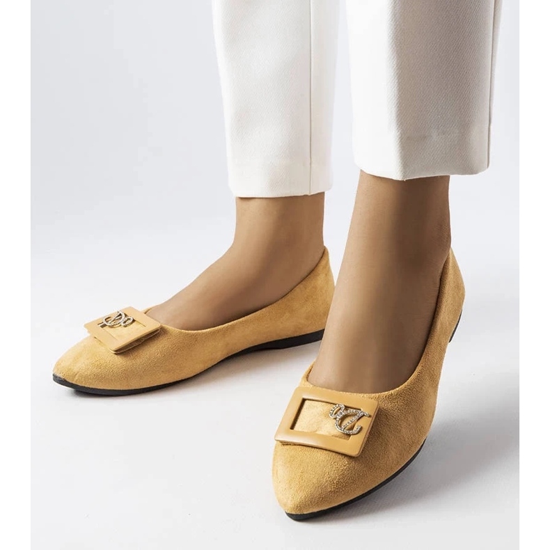 D/GMR Bež balerinke ukrašene kamenčićima iz Fleminga