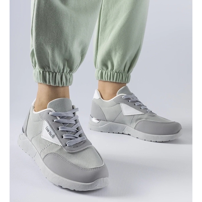 D/GMR Tenisice od sive tkanine marke Geraldino siva