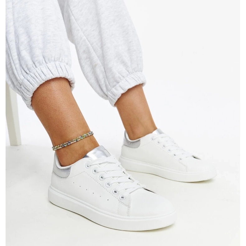 D/GMR Bijele i srebrne tenisice na platformi Ariam bijela