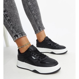 D/GMR Crne tenisice sa debljim Intis đonom crna