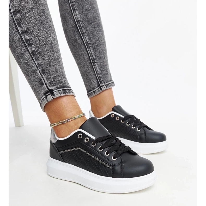 D/GMR Crne tenisice s ukrasnim Perica kamenčićima crno