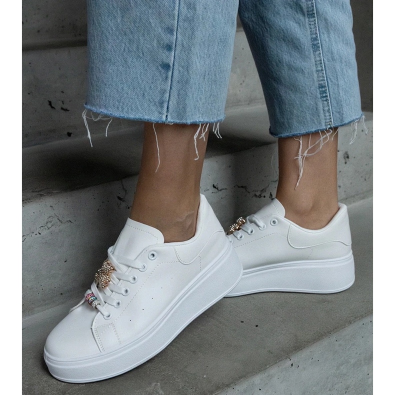 D/CEO Bijele platform tenisice ukrašene plišanim medvjedićem Mavien bijela