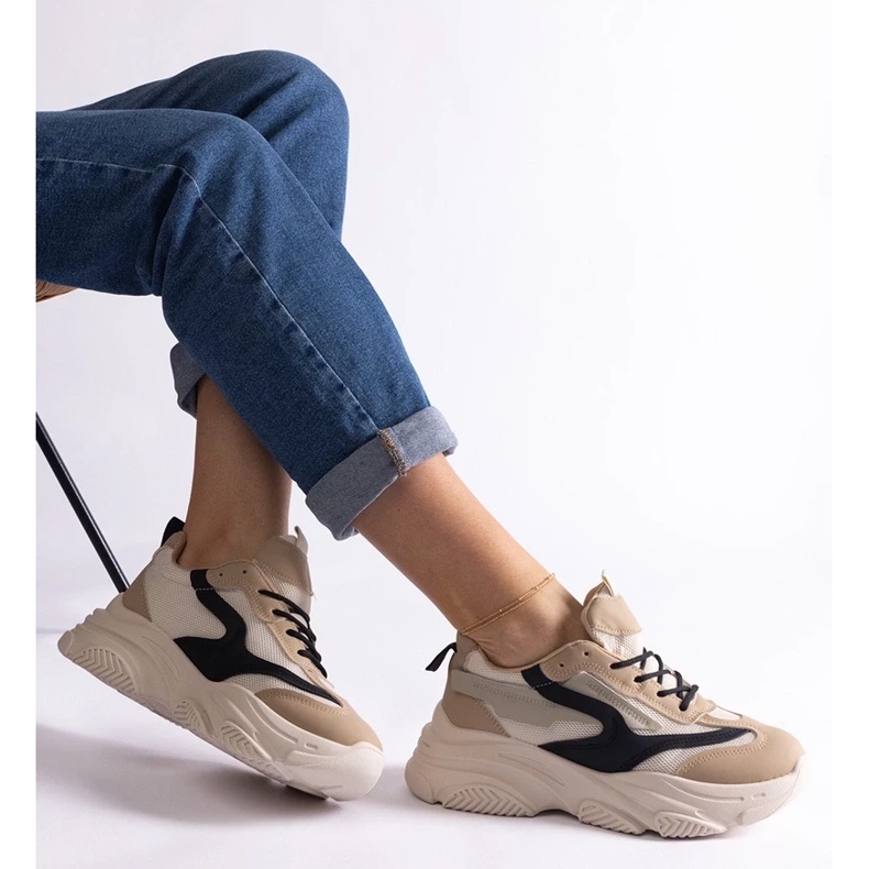 D/CEO Bež i crne ženske tenisice Milenka crno