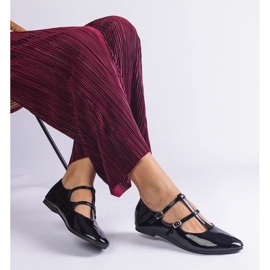 D/CEO Crne lakirane balerinke s Marinos kopčom crna