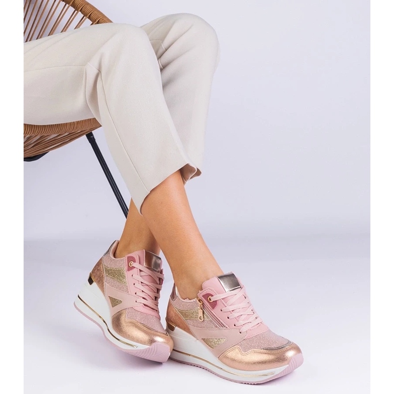 D/CEO Ružičaste sportske tenisice na platformi ukrašeni sjajem i metalnim evklad insert ružičasta