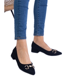 Crne pumpe iz Ekozamsza sa zlatnim ukrasom crna