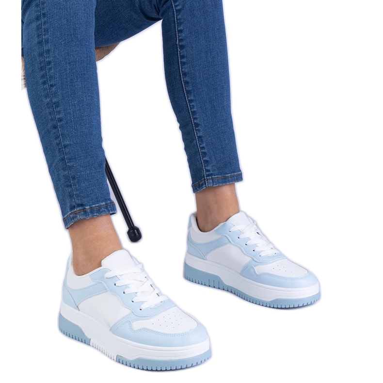 Plave tenisice na gustom potplatu plava