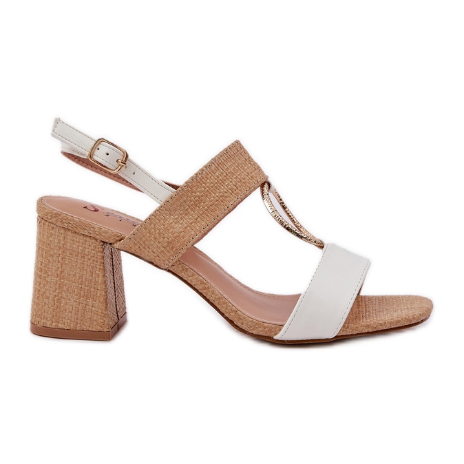 Sandale s bijelim i bež na šanku