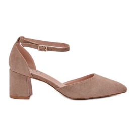 Wyzszowe pumpa na tamnom stupu koji se nose bež