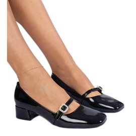 Crne elegantne pumpe ukrašene cirkonima crna