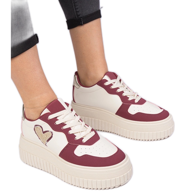 Ženske burgundske tenisice s brokatnim srcem crvena