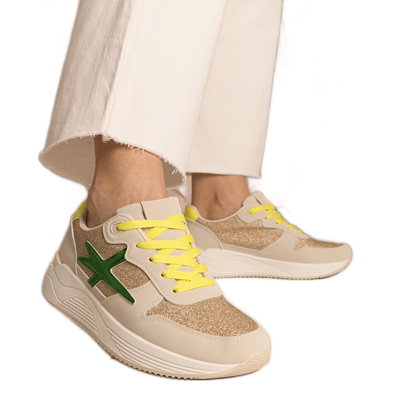 Bež ženske sportske tenisice sa sjajem