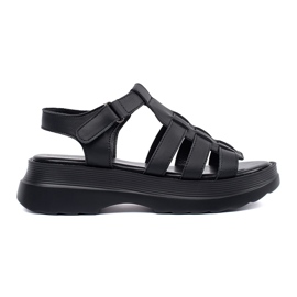 Goodin Crne sandale na kožnoj platformi crna