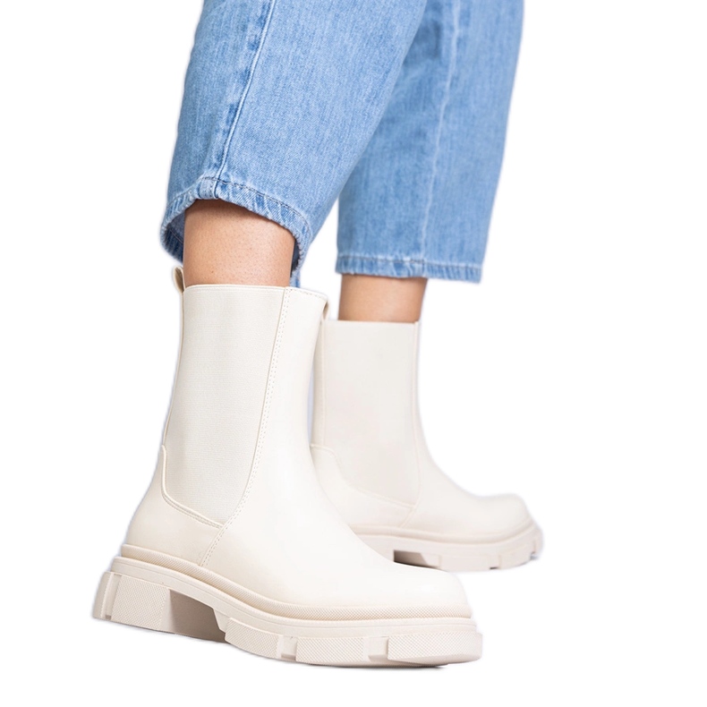 Bež gležnjače s fleksibilnim gornjištem