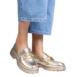 Zlatni elegantni mokasini s ukrasom