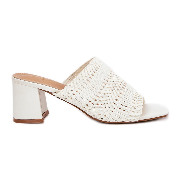 Ženski klip s bijelim potpeticama bijela